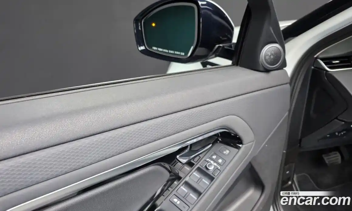 Land Rover Range-Rover Evoque 2021 2.0 гидро в Москве № 1405066, фото 36