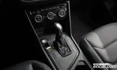Volkswagen Tiguan 2020 2.0 гидро в Москве № 1405543, миниатюра 12