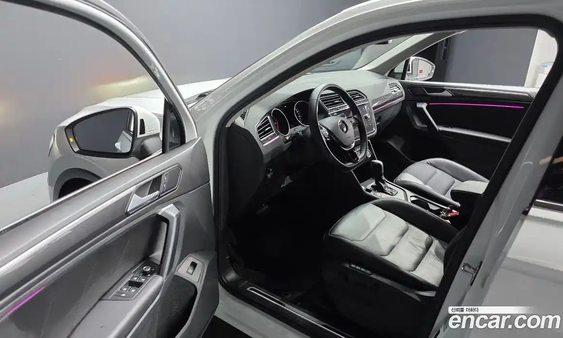 Volkswagen Tiguan 2020 2.0 гидро в Москве № 1405543, фото 13