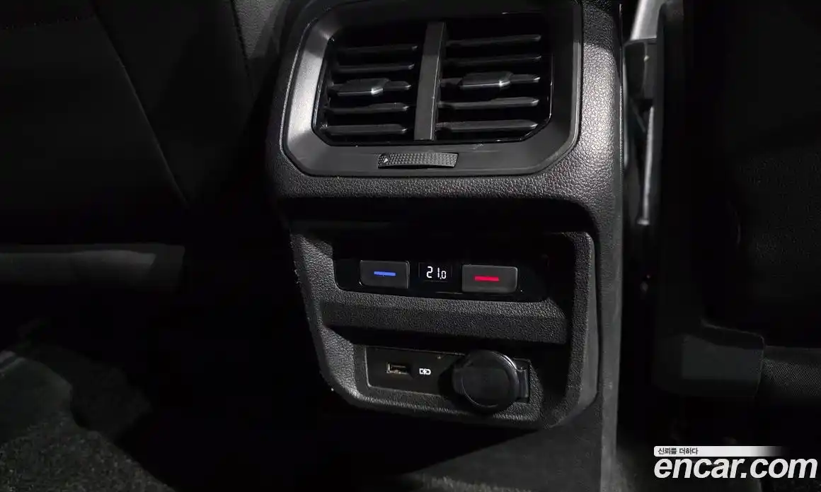 Volkswagen Tiguan 2020 2.0 гидро в Москве № 1405543, фото 25
