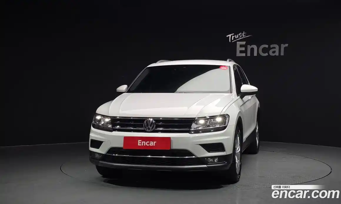 Volkswagen Tiguan 2020 2.0 гидро в Москве № 1405543, фото 3