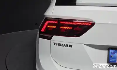 Volkswagen Tiguan 2020 2.0 гидро в Москве № 1405543, миниатюра 9