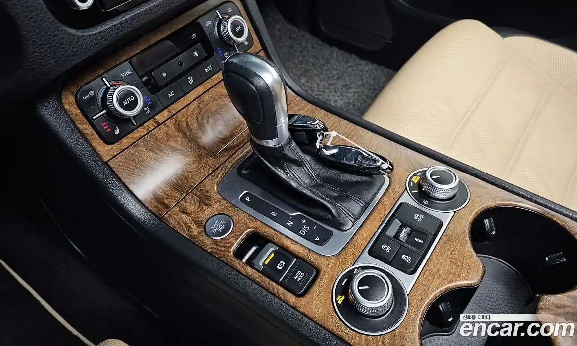 Volkswagen Touareg 2016 3.0 гидро в Москве № 1405587, фото 12