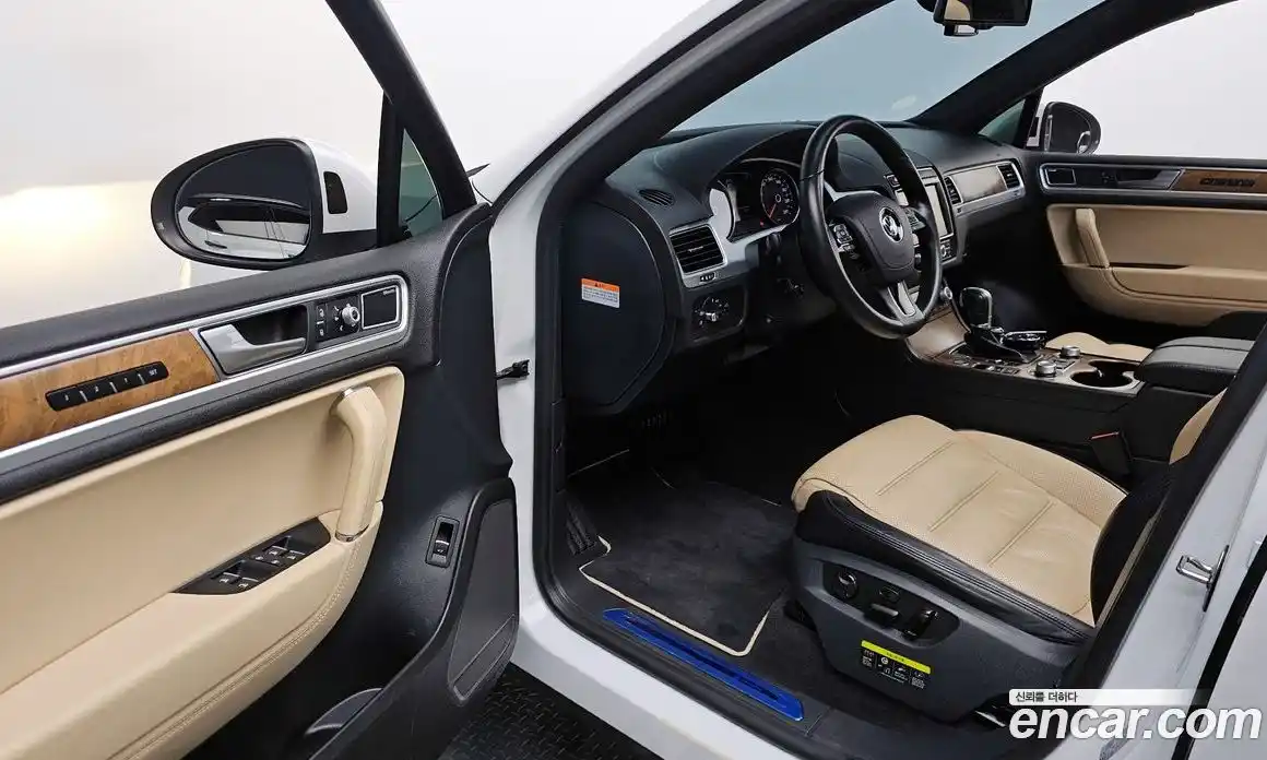 Volkswagen Touareg 2016 3.0 гидро в Москве № 1405587, фото 13