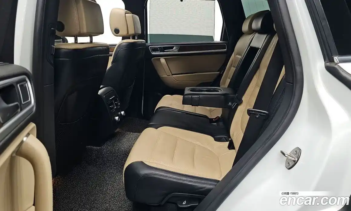 Volkswagen Touareg 2016 3.0 гидро в Москве № 1405587, фото 17