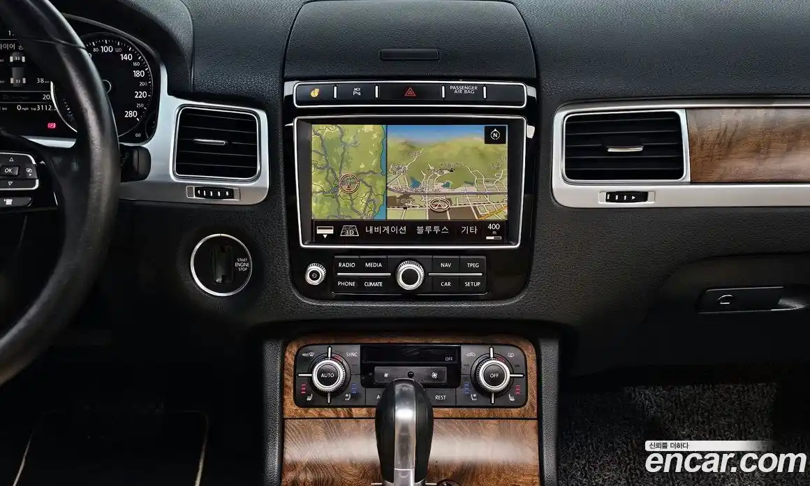 Volkswagen Touareg 2016 3.0 гидро в Москве № 1405587, фото 21