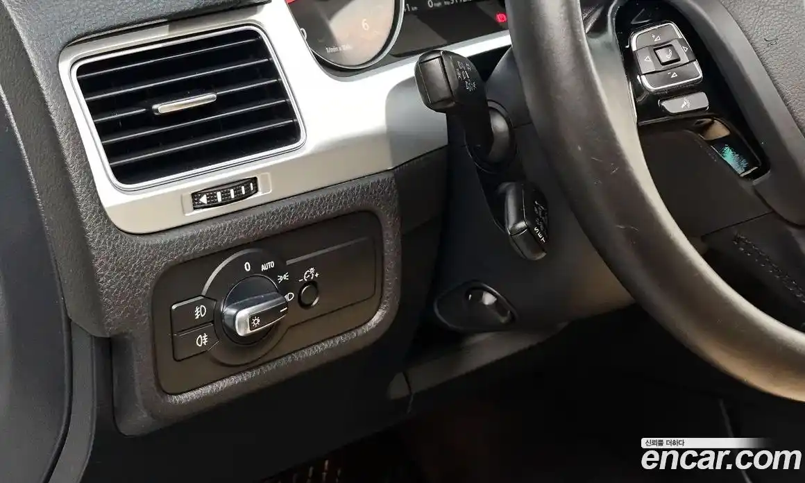 Volkswagen Touareg 2016 3.0 гидро в Москве № 1405587, фото 23