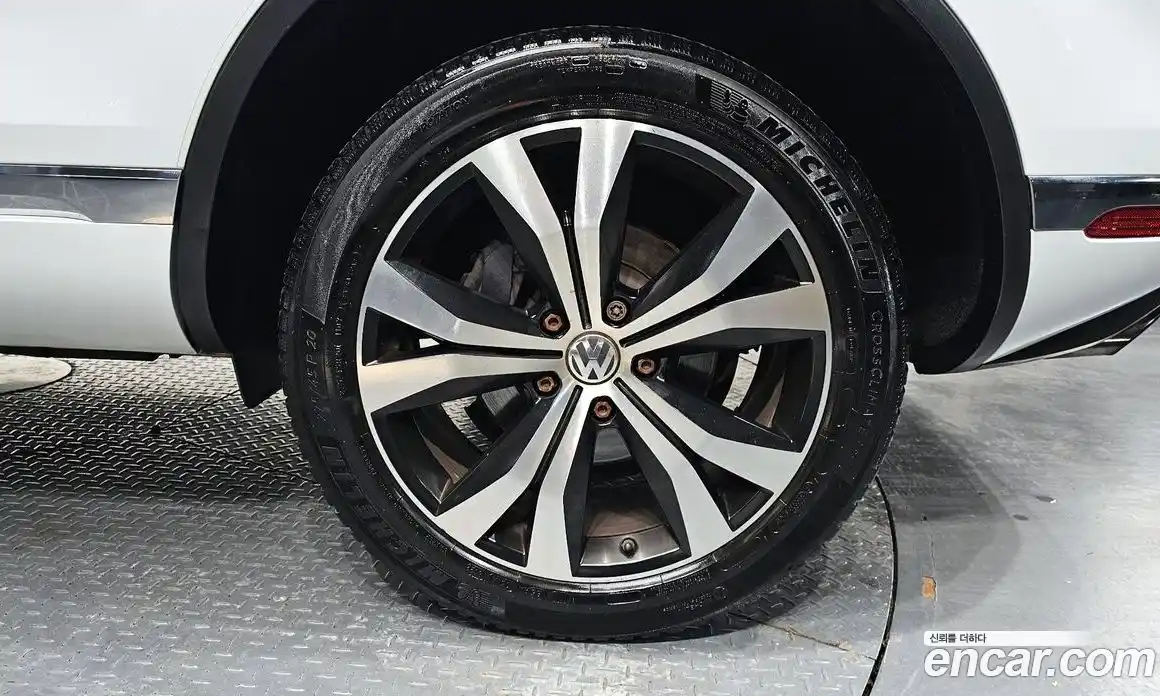 Volkswagen Touareg 2016 3.0 гидро в Москве № 1405587, фото 5