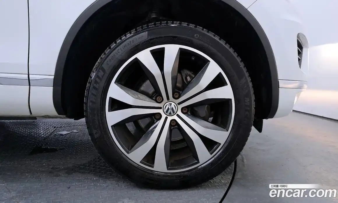Volkswagen Touareg 2016 3.0 гидро в Москве № 1405587, фото 7