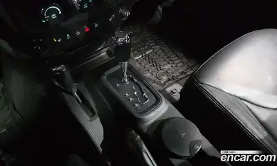 Jeep Wrangler 2017 3.6 гидро в Москве № 1405808, миниатюра 12