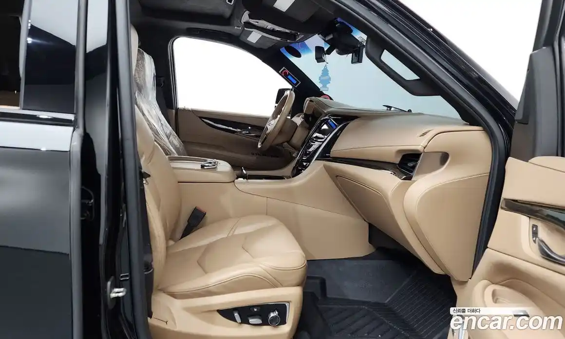 Cadillac Escalade 2019 6.2 гидро в Москве № 1406534, фото 16