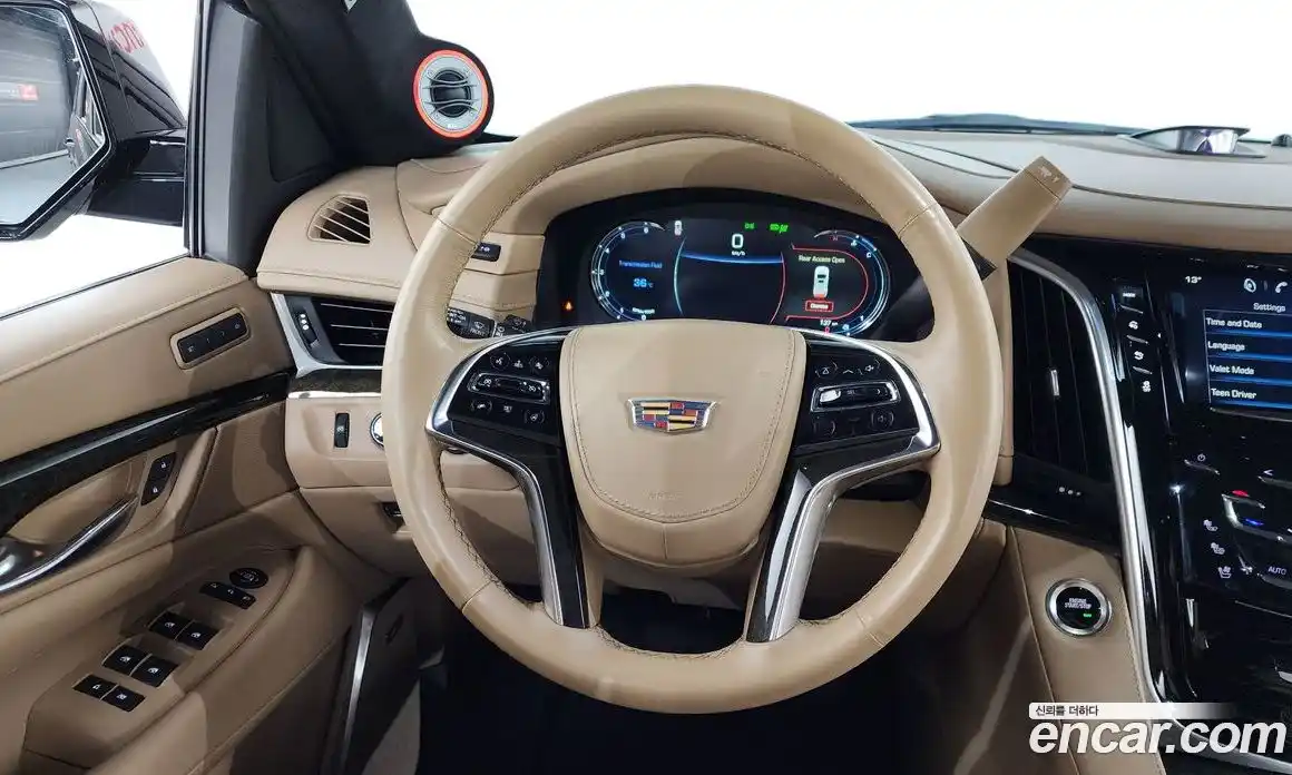 Cadillac Escalade 2019 6.2 гидро в Москве № 1406534, фото 18