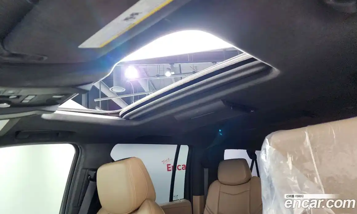 Cadillac Escalade 2019 6.2 гидро в Москве № 1406534, фото 25