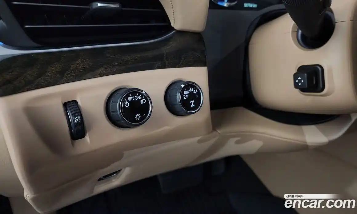 Cadillac Escalade 2019 6.2 гидро в Москве № 1406534, фото 29