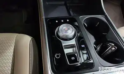 Kia Canival 2023 2.2 гидро в Москве № 1418303, миниатюра 12