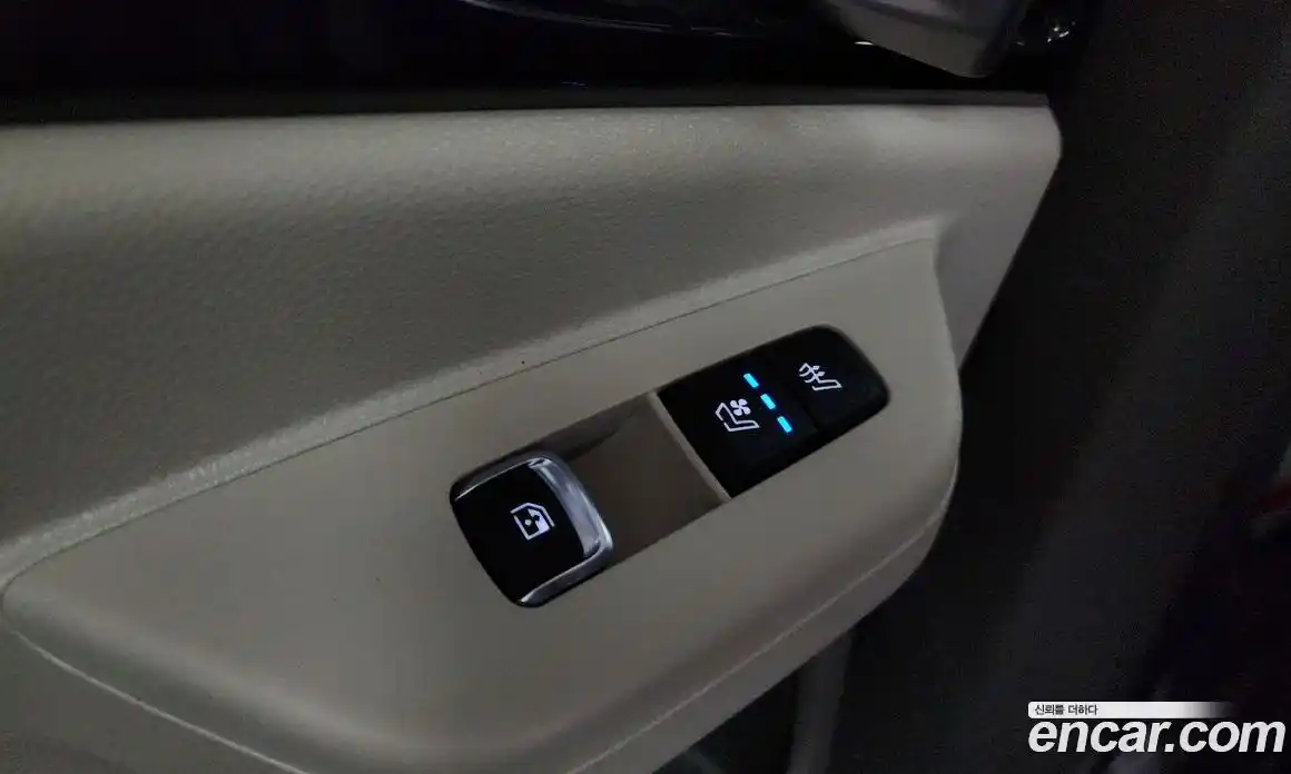 Kia Canival 2023 2.2 гидро в Москве № 1418303, фото 25
