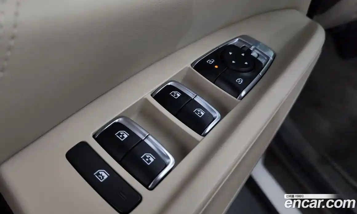 Kia Canival 2023 2.2 гидро в Москве № 1418303, фото 28