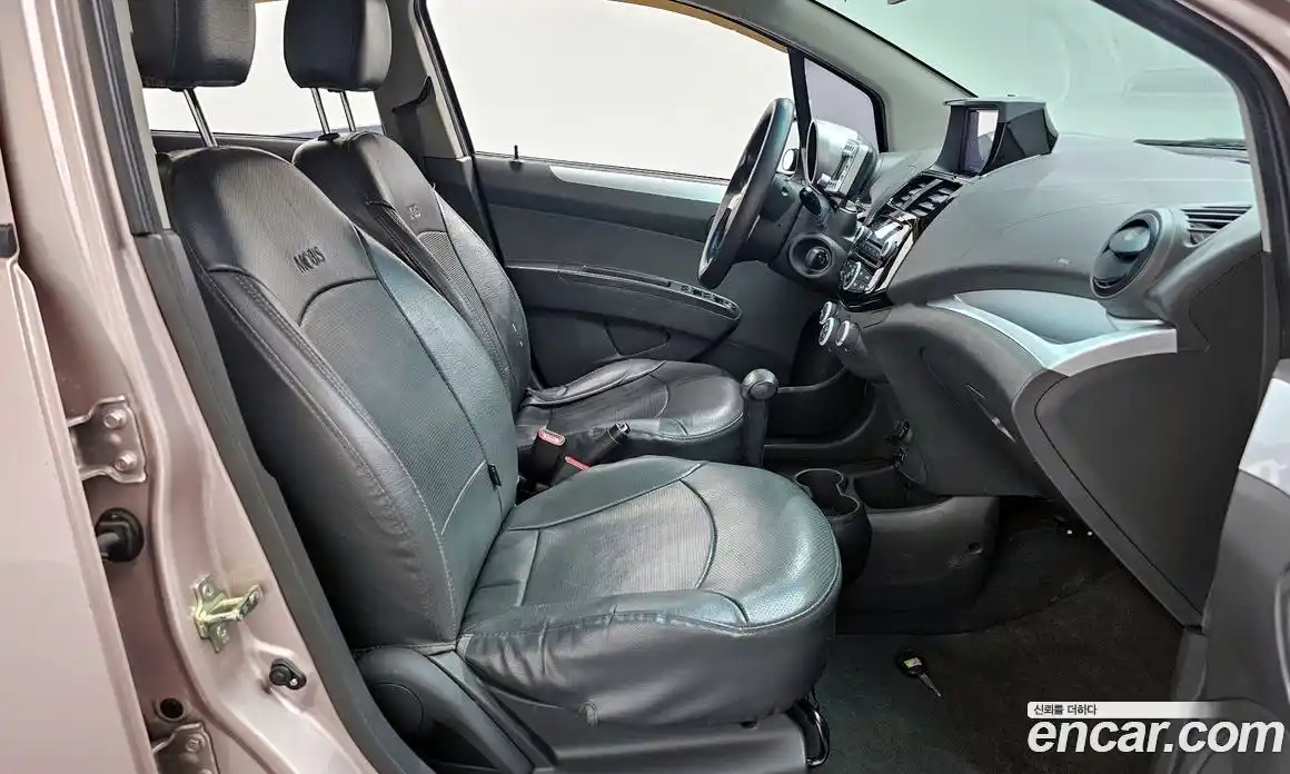 Chevrolet Spark 2013 1.0 гидро в Москве № 1420078, фото 17