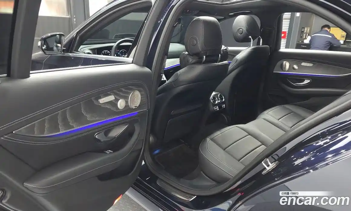 Mercedes-Benz E-Class 2022 2.0 гидро в Москве № 1421808, фото 16