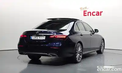 Mercedes-Benz E-Class 2022 2.0 гидро в Москве № 1421808, миниатюра 2