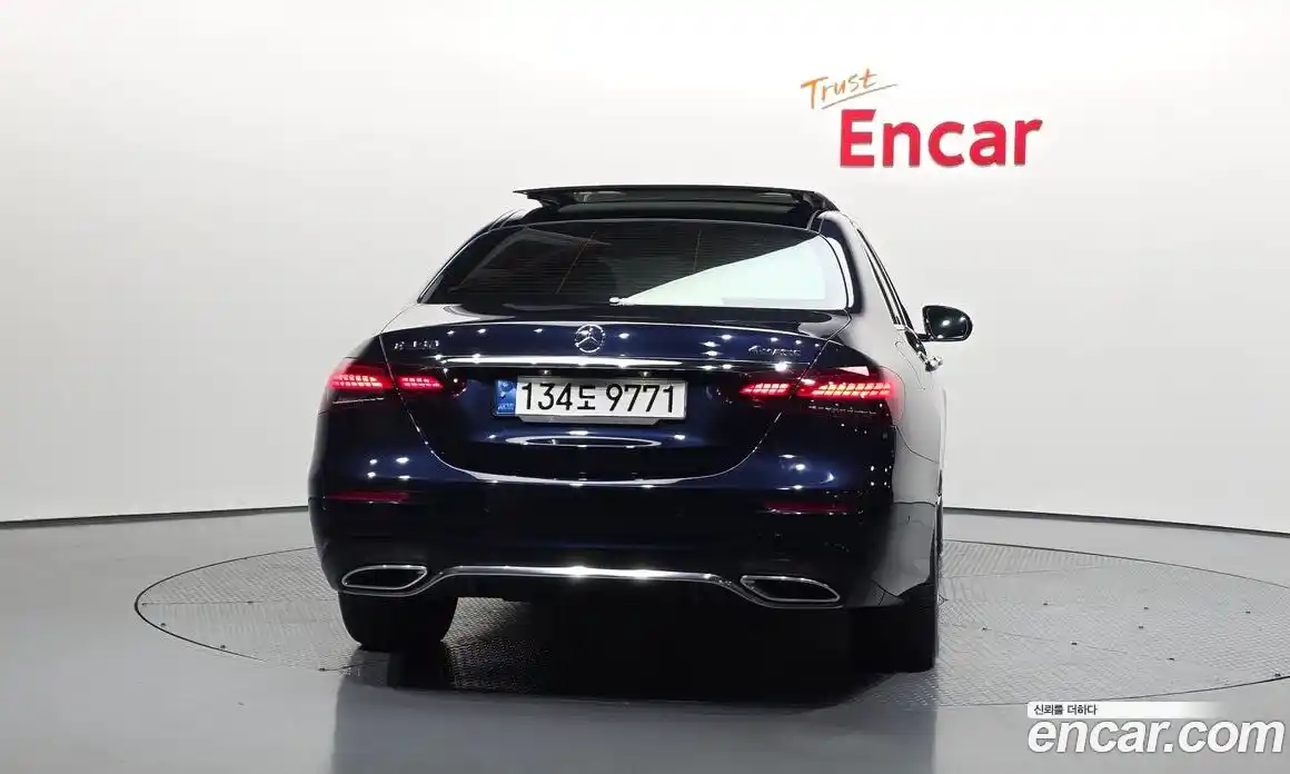 Mercedes-Benz E-Class 2022 2.0 гидро в Москве № 1421808, фото 4