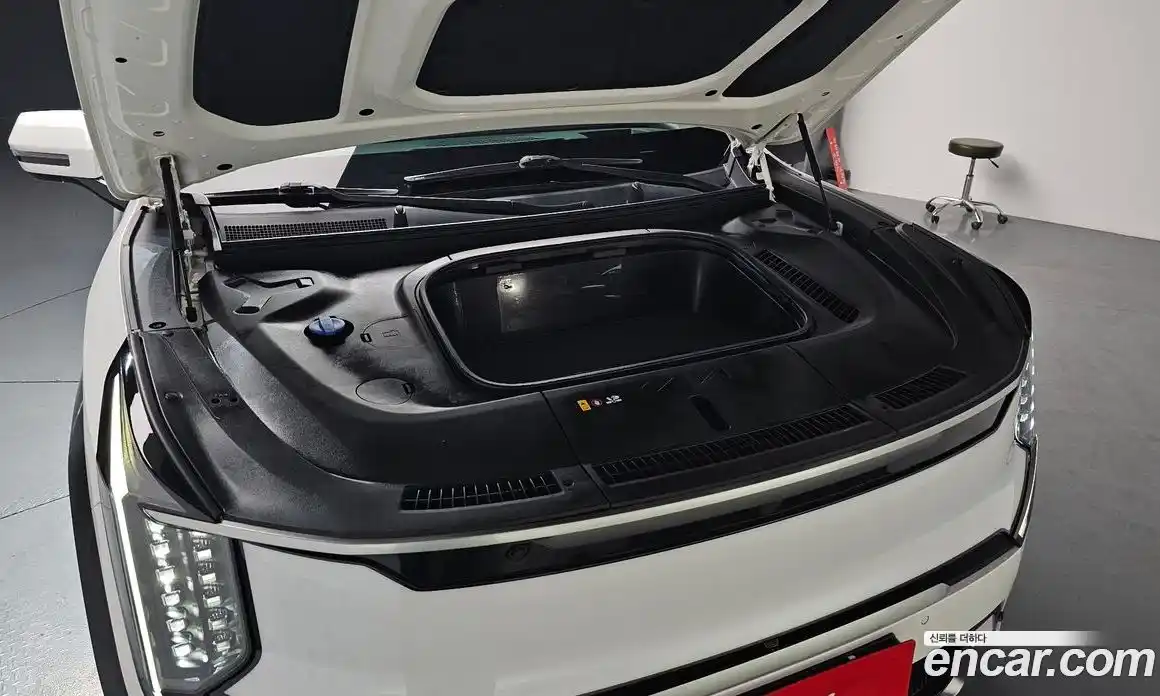 Kia EV9 2023 0.2 гидро в Москве № 1538691, фото 6