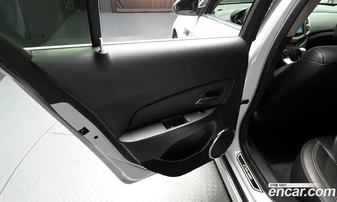 Chevrolet Cruze 2013 1.8 гидро в Москве № 1541670, фото 15
