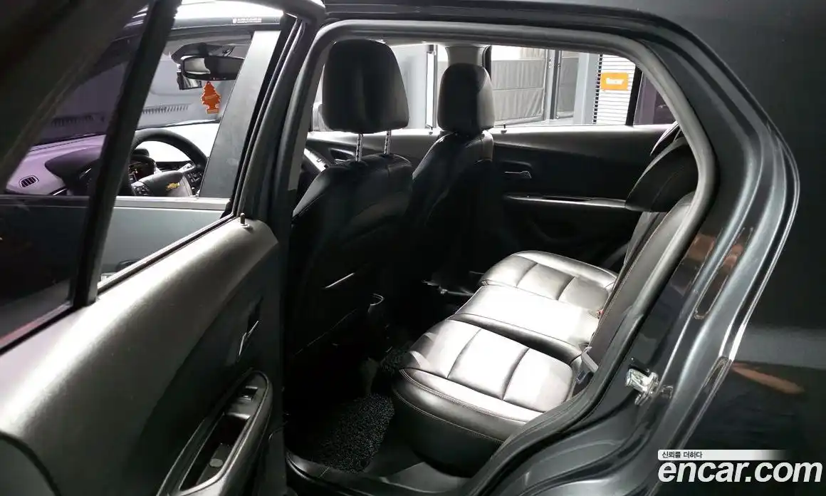 Chevrolet Trax 2017 1.4 гидро в Москве № 1541763, фото 16
