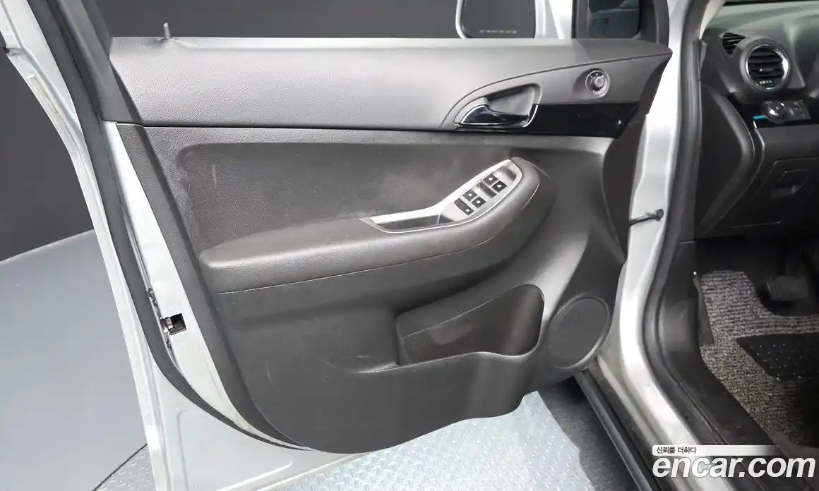 Chevrolet Orlando 2011 2.0 гидро в Москве № 1542297, фото 14