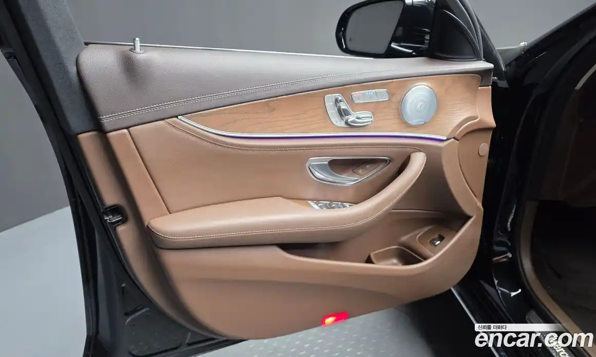 Mercedes-Benz E-Class 2018 2.0 гидро в Москве № 1544949, фото 14