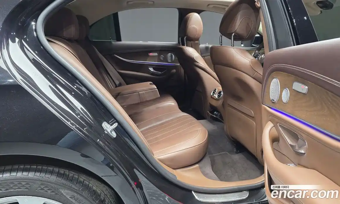 Mercedes-Benz E-Class 2018 2.0 гидро в Москве № 1544949, фото 18