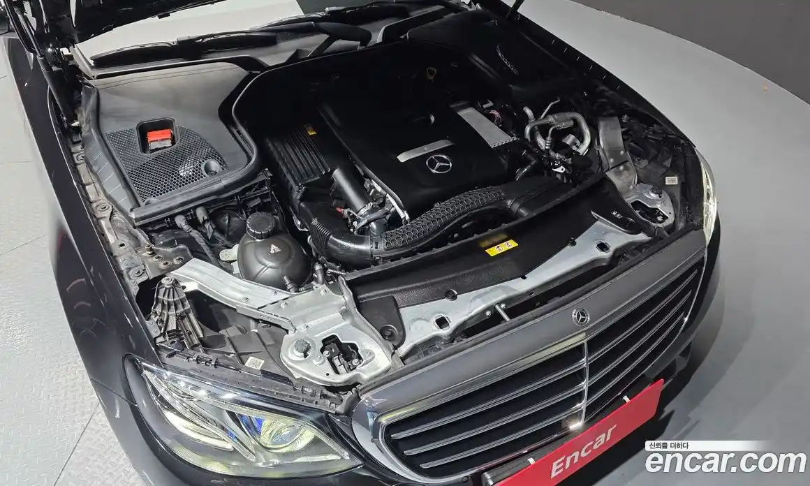 Mercedes-Benz E-Class 2018 2.0 гидро в Москве № 1544949, фото 6