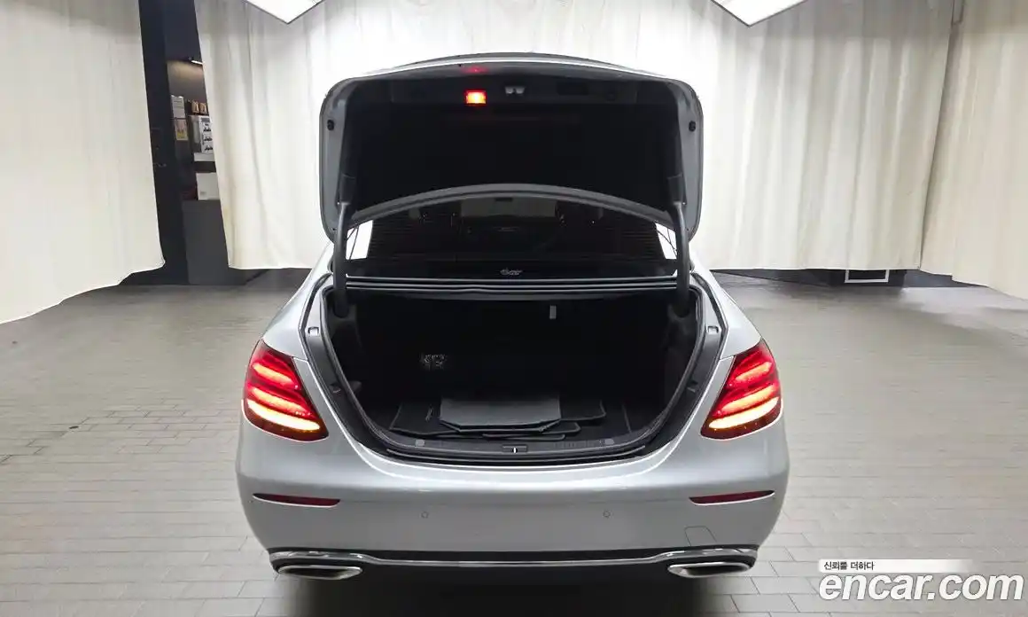 Mercedes-Benz E-Class 2019 2.0 гидро в Москве № 1545770, фото 26