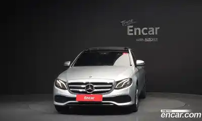 Mercedes-Benz E-Class 2019 2.0 гидро в Москве № 1545770, миниатюра 3