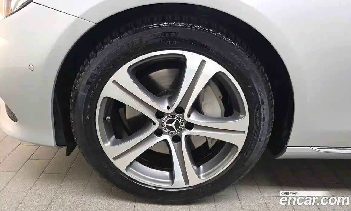 Mercedes-Benz E-Class 2019 2.0 гидро в Москве № 1545770, фото 5