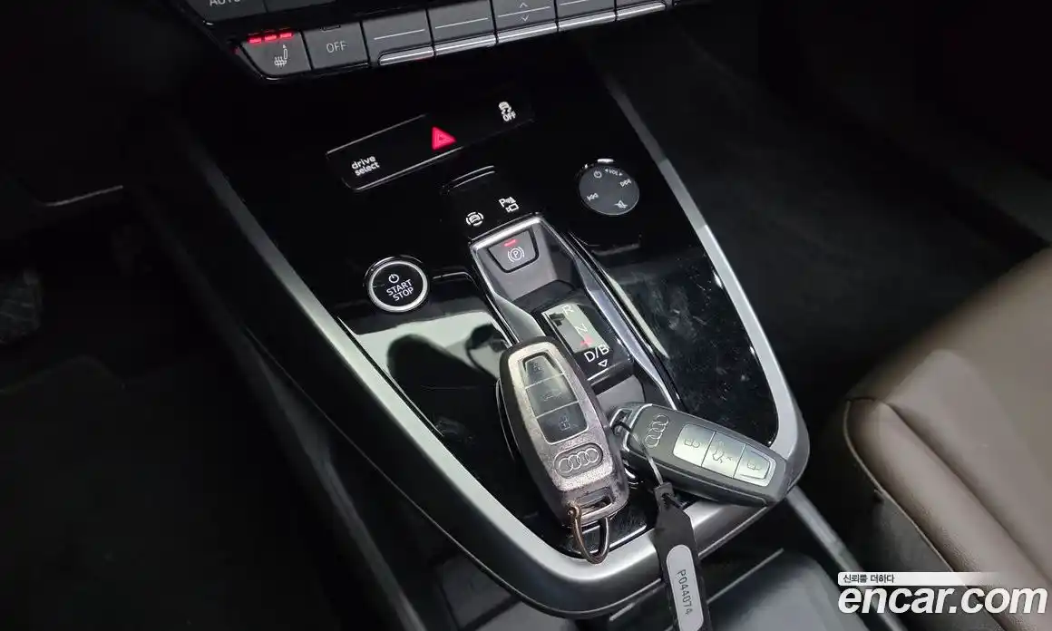 Audi Q4 e-tron 2022 0.2 гидро в Москве № 1546259, фото 12