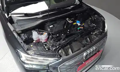 Audi Q4 e-tron 2022 0.2 гидро в Москве № 1546259, миниатюра 6