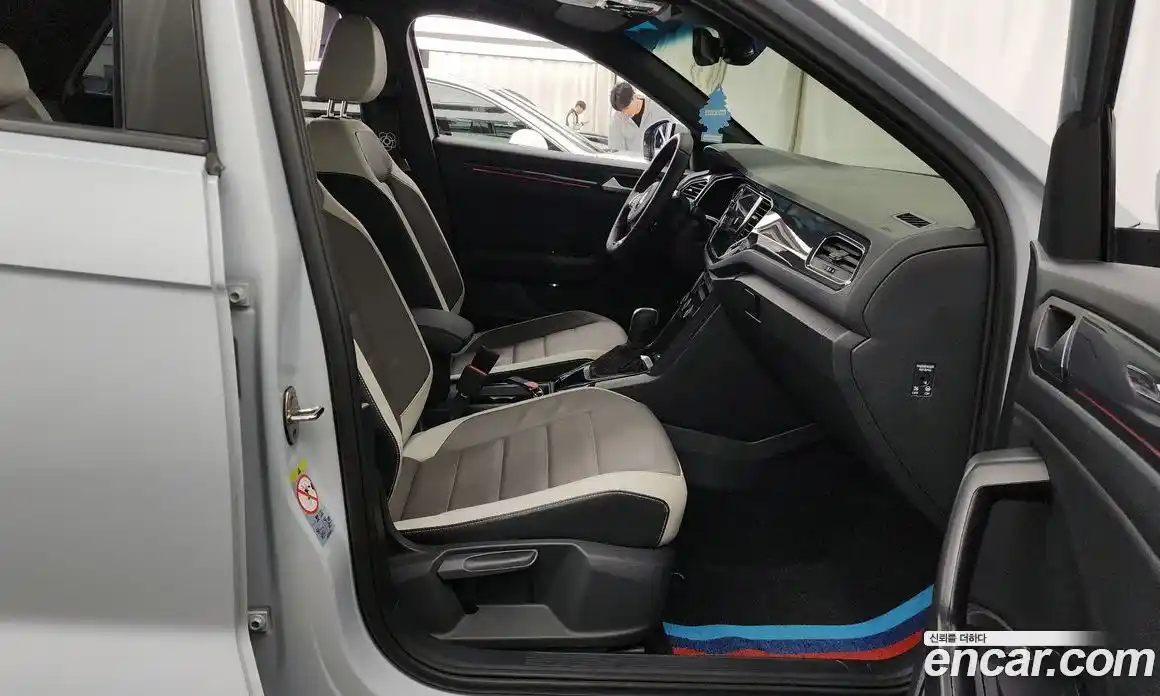 Volkswagen T-Roc 2021 2.0 гидро в Москве № 1549115, фото 17