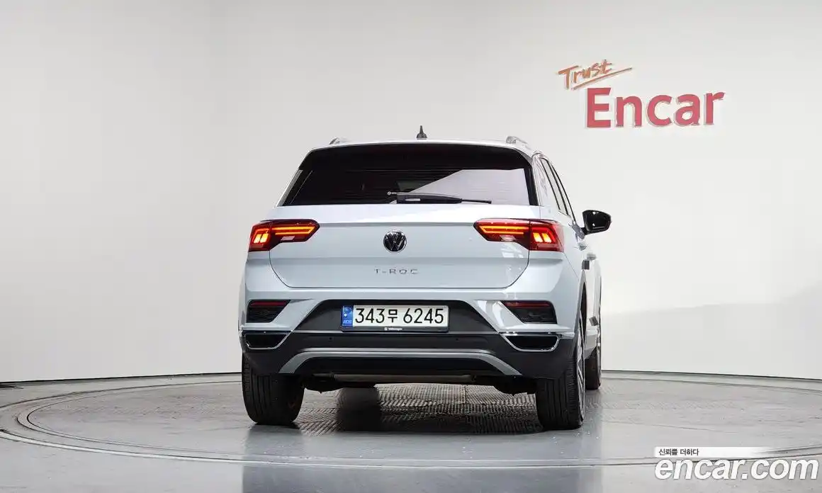 Volkswagen T-Roc 2021 2.0 гидро в Москве № 1549115, фото 4