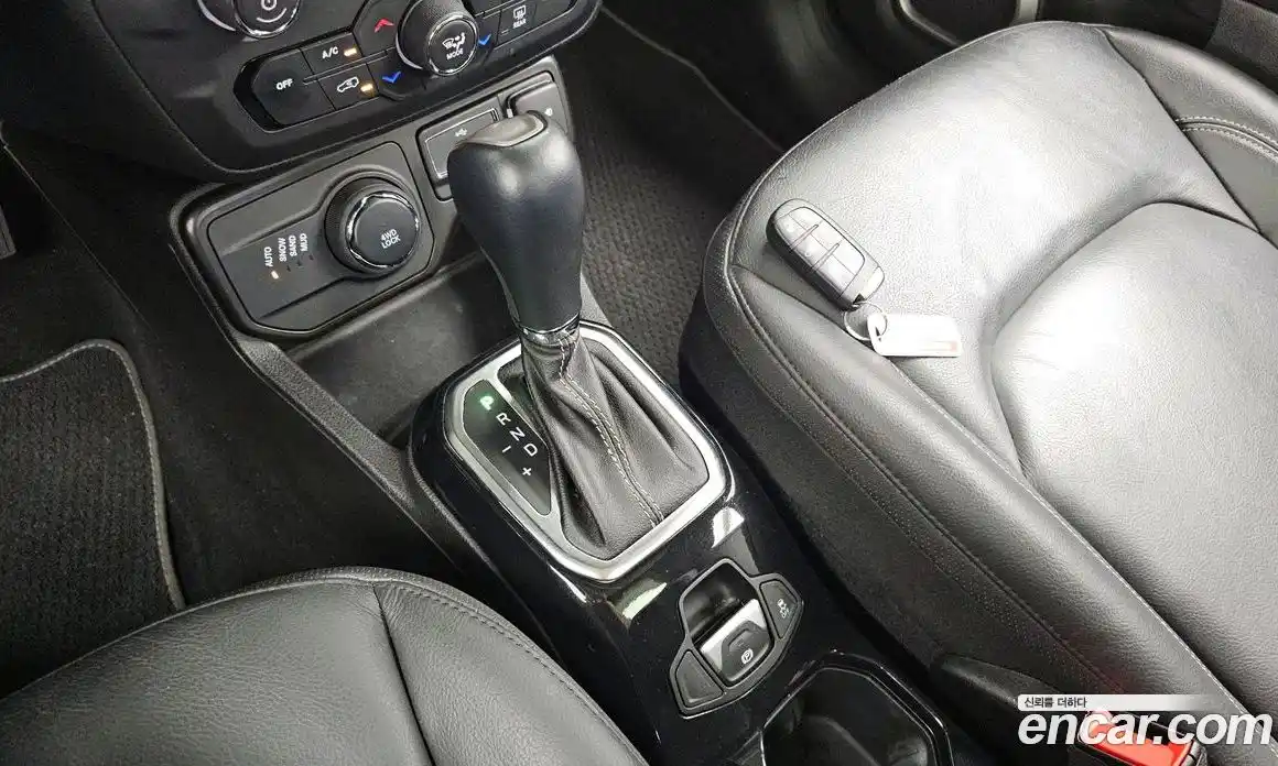 Jeep Renegade 2021 2.4 гидро в Москве № 1549746, фото 12