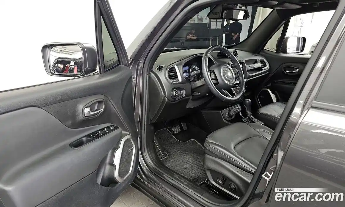 Jeep Renegade 2021 2.4 гидро в Москве № 1549746, фото 13