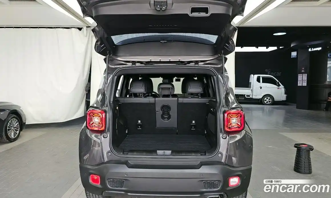 Jeep Renegade 2021 2.4 гидро в Москве № 1549746, фото 26