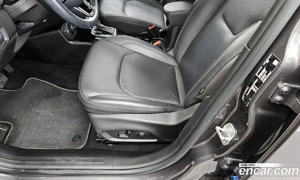 Jeep Renegade 2021 2.4 гидро в Москве № 1549746, фото 27