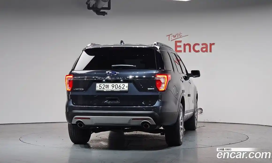 Ford Explorer 2017 2.3 гидро в Москве № 1550581, фото 3
