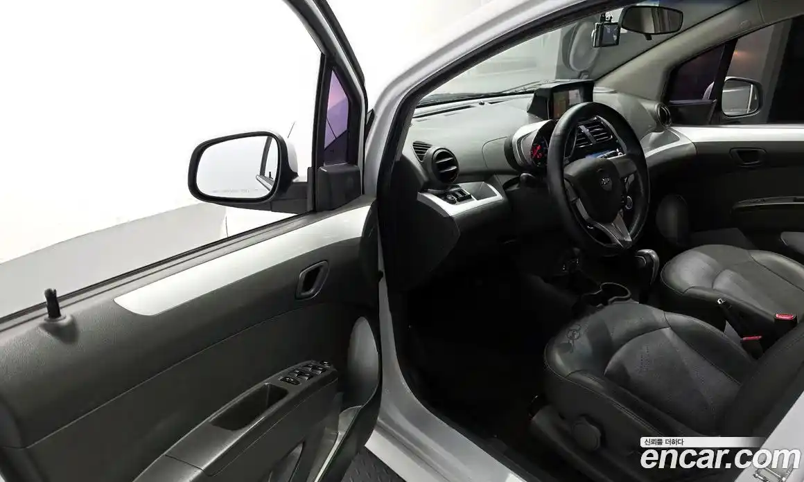 Chevrolet Spark 2015 1.0 гидро в Москве № 1614301, фото 13