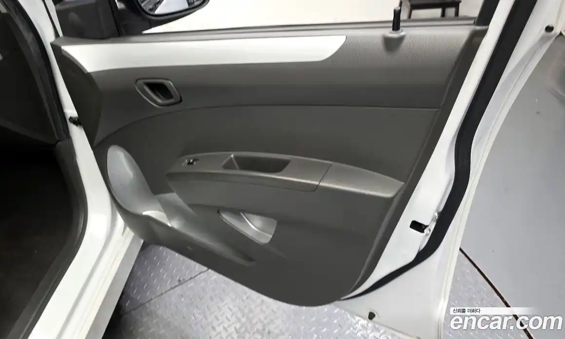 Chevrolet Spark 2015 1.0 гидро в Москве № 1614301, фото 14