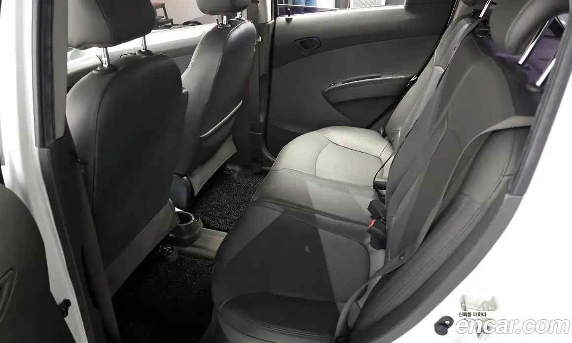 Chevrolet Spark 2015 1.0 гидро в Москве № 1614301, фото 16