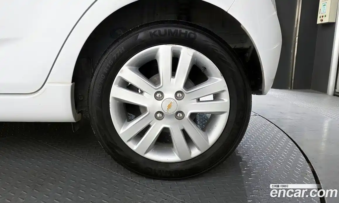 Chevrolet Spark 2015 1.0 гидро в Москве № 1614301, фото 7