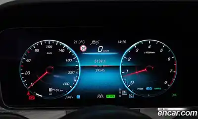 Mercedes-Benz E-Class 2022 2.0 гидро в Москве № 1616834, миниатюра 11