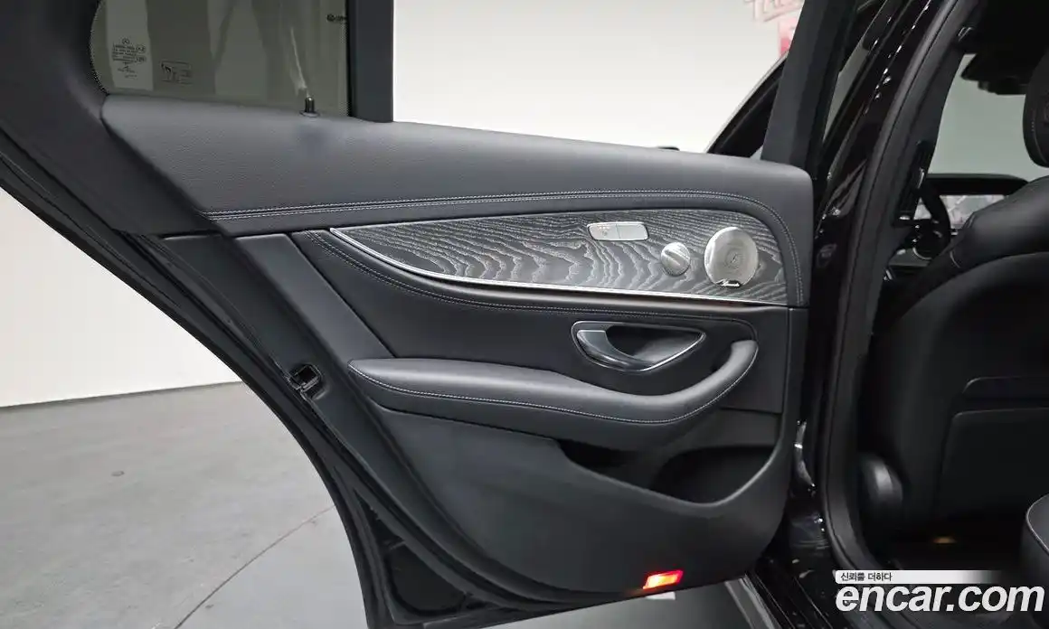 Mercedes-Benz E-Class 2022 2.0 гидро в Москве № 1616834, фото 15